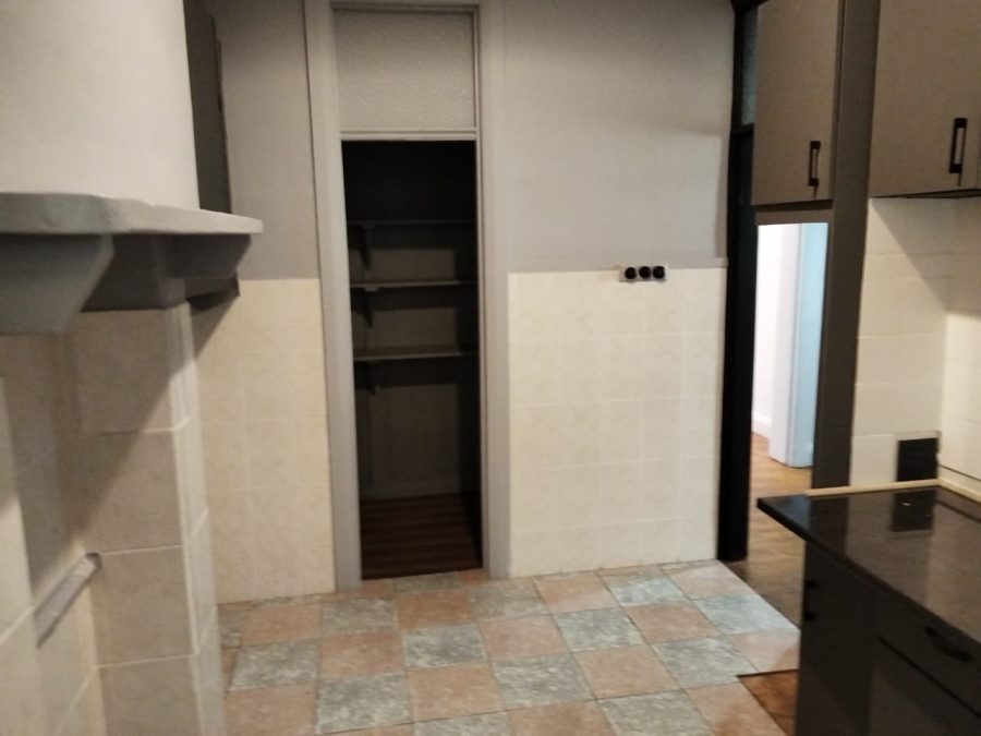 To Let 3 Bedroom Property for Rent in Muizenberg Western Cape
